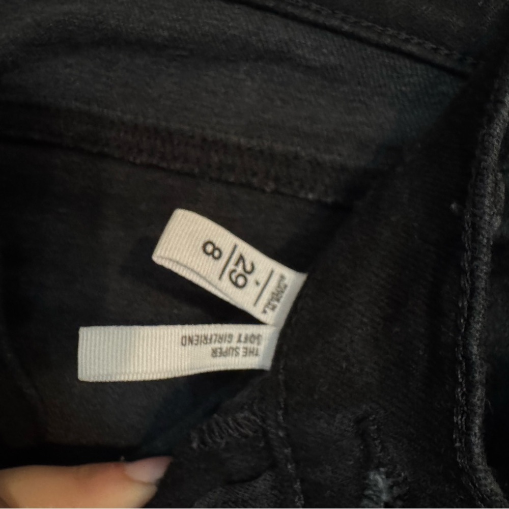 LOFT Women's Black Crop Leg Jeans - Picture 3 of 7